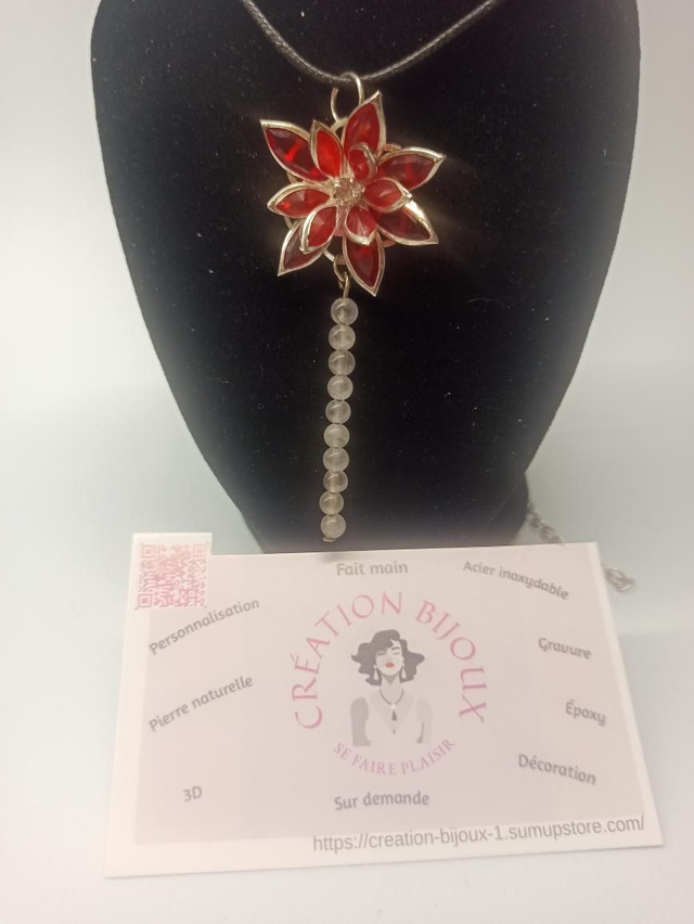 Collier fleur rouge et quartz rose 