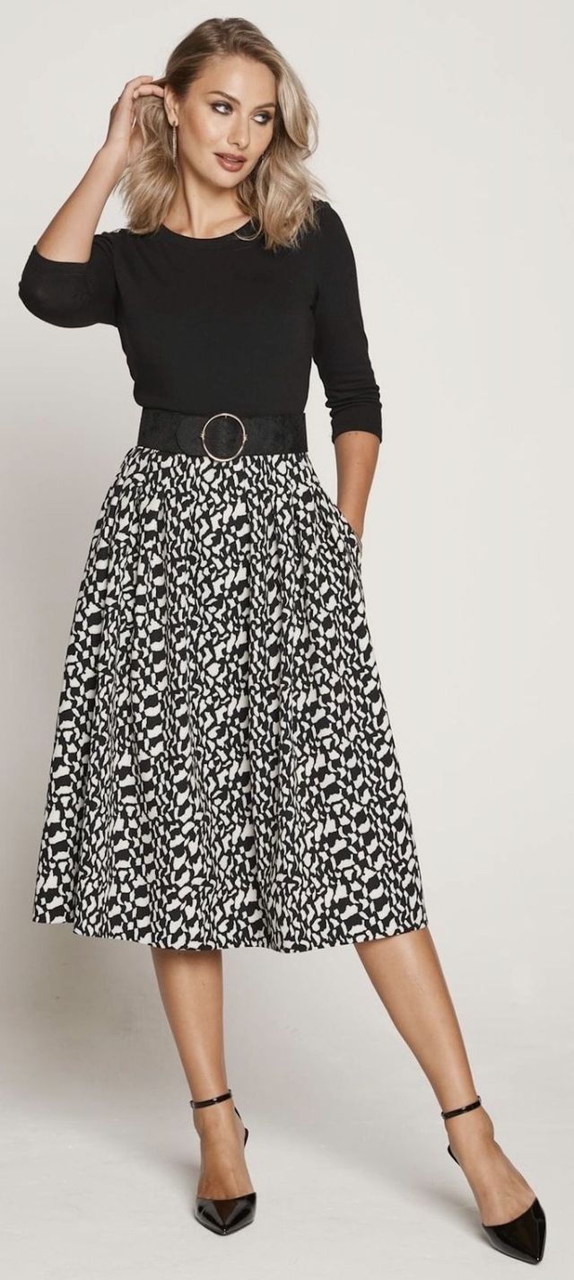 Tia Dress With Pockets And Button Shoulder Detail