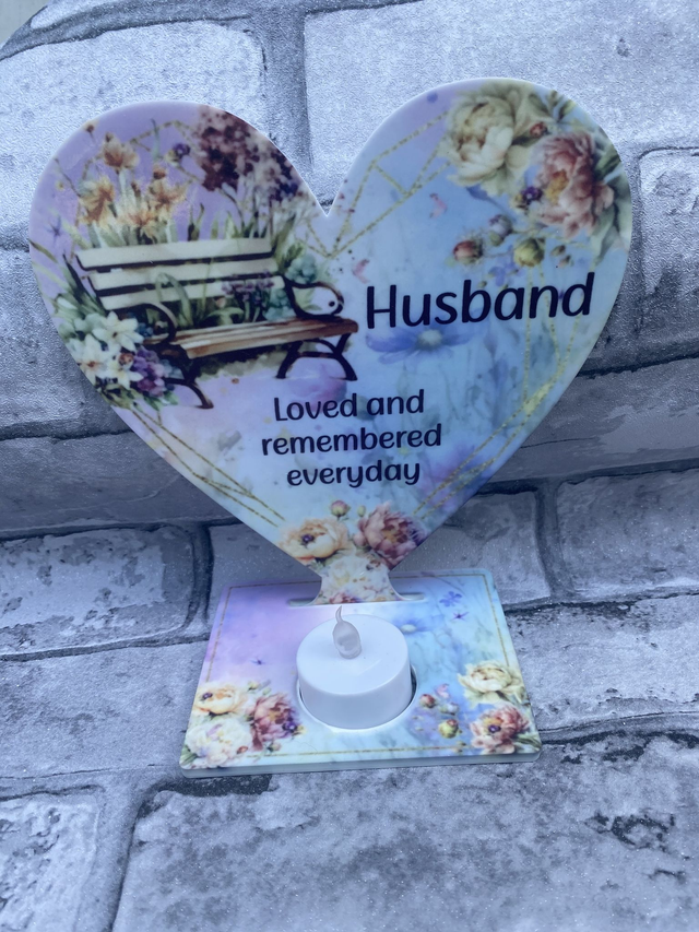 Husband tea light holder