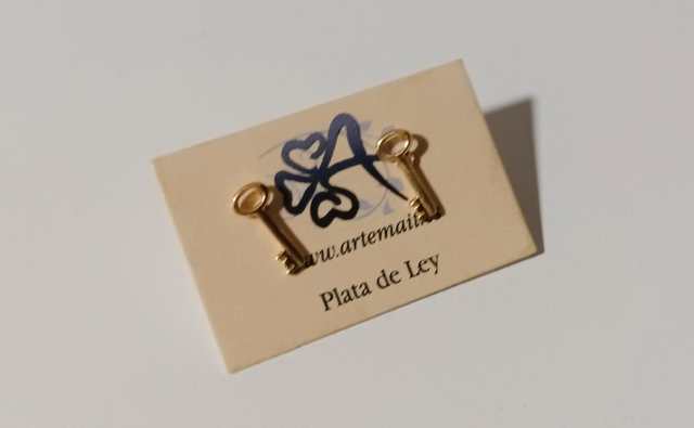 LLAVE DORADA