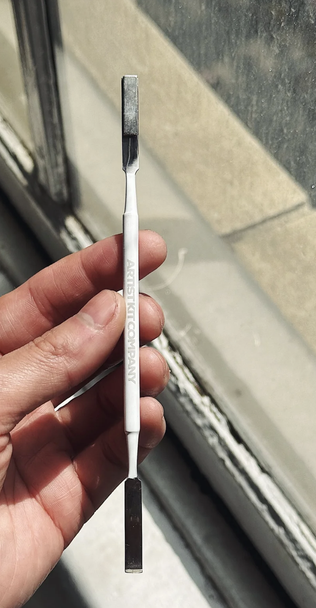 PRE-ORDER - AKC Magnetic Spatula 