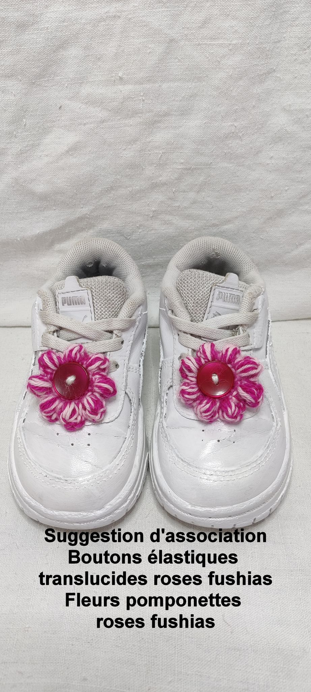 Boutons élastiques translucides fushias