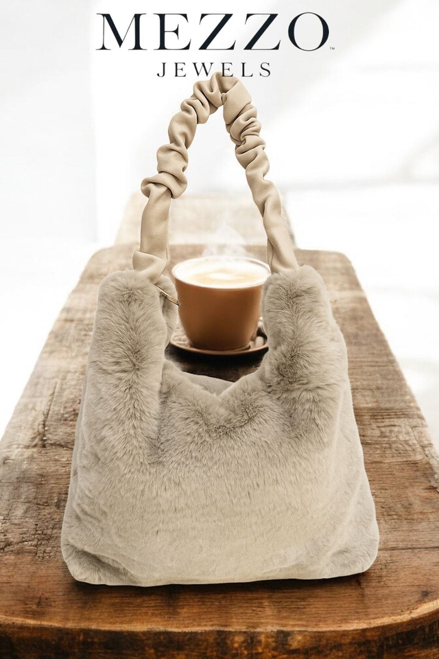 Γυναικεία Τσάντα Γούνινη