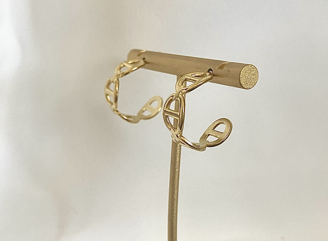 La paire de boucles d’oreilles « IBLIS » 