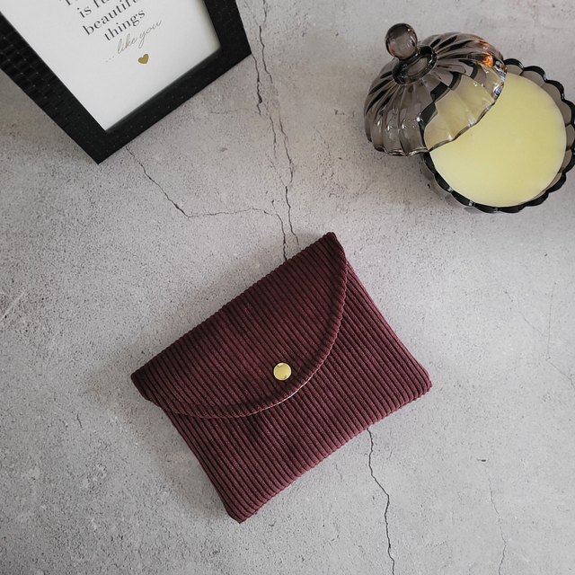 LISON - pochette liseuse prune -