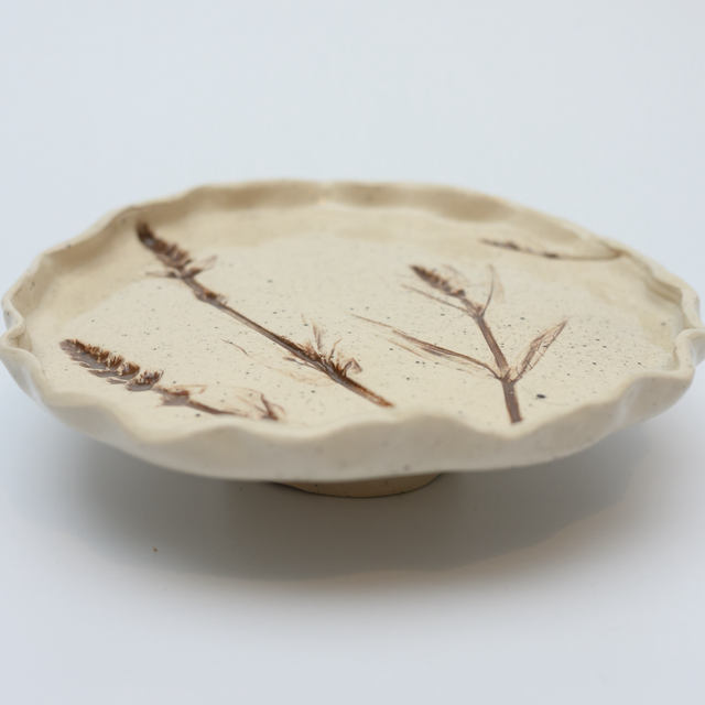 Lavender pressed in serving plate 
