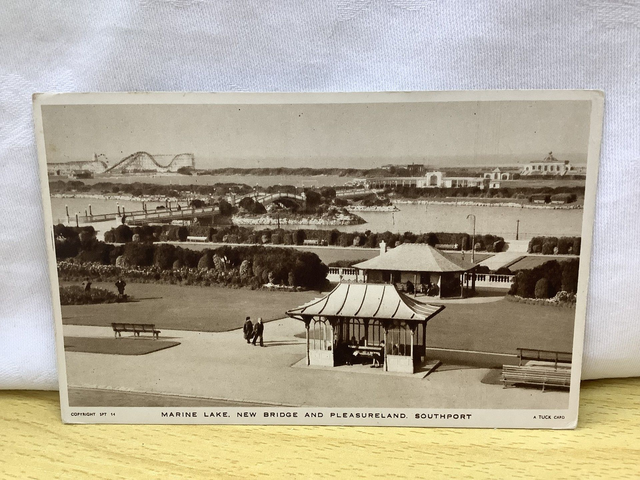 Southport, Marine Lake, New Bridge and Pleasureland, Lancashire, Raphael Tuck Vintage postcard. Our Ref No. R851 £2.25