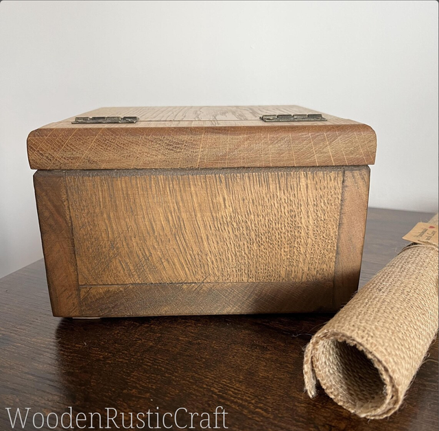 Rustic Red Oak Keepsake Chest with Jute Placemat