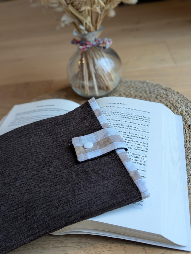 Pochette de livre taille L