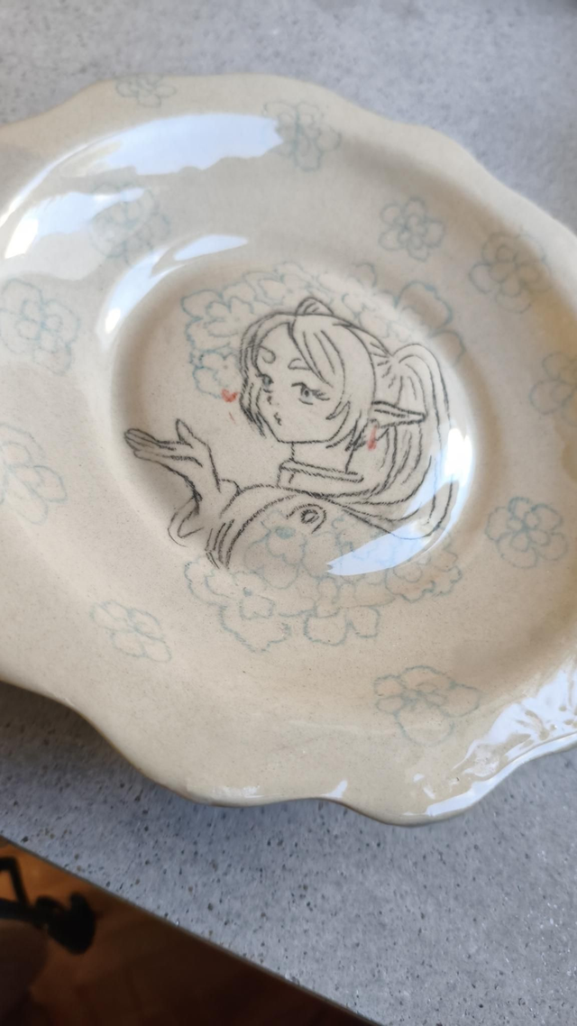 Handcrafted Anime-Inspired Ceramic Plate – Frieren Illustration