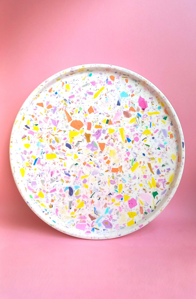 Biała taca dekoracyjna, lastryko, okrągła taca kawowa, 27 cm