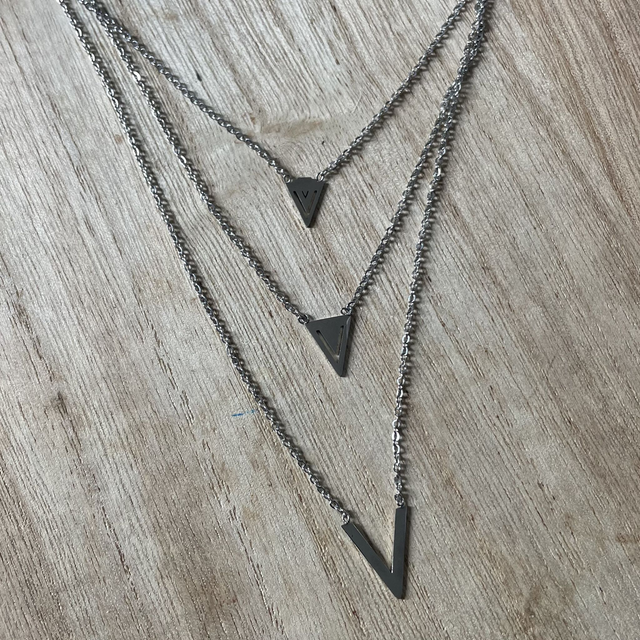 Collier Triple V Argenté 