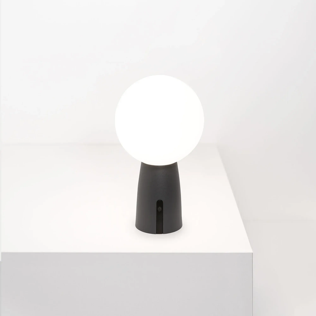 Zafferano Olimpia Lampe de table/Conception Federico de Majo