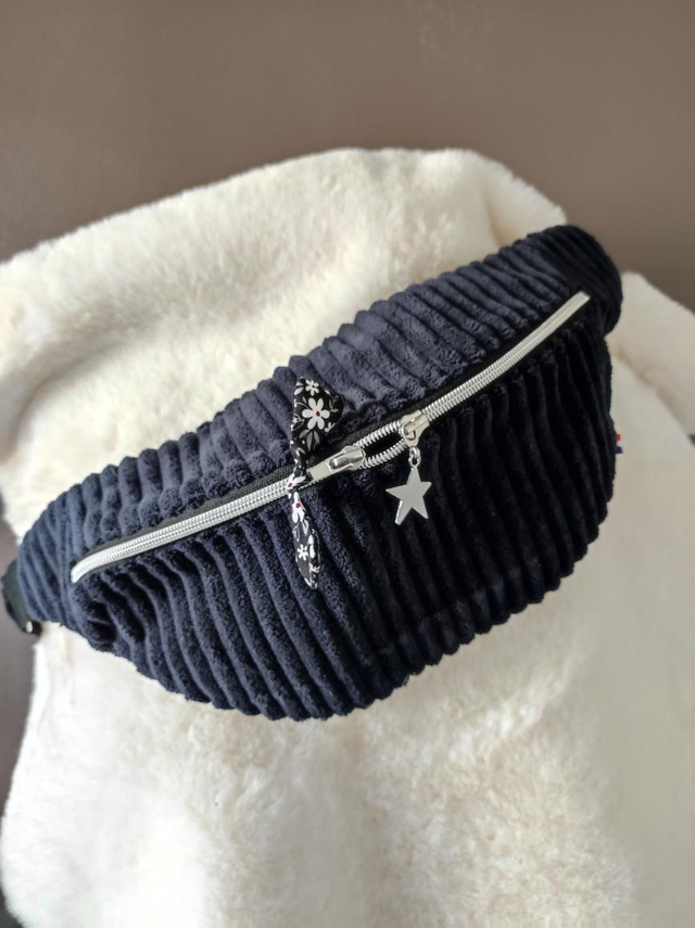 Banane velours côtelé noir 