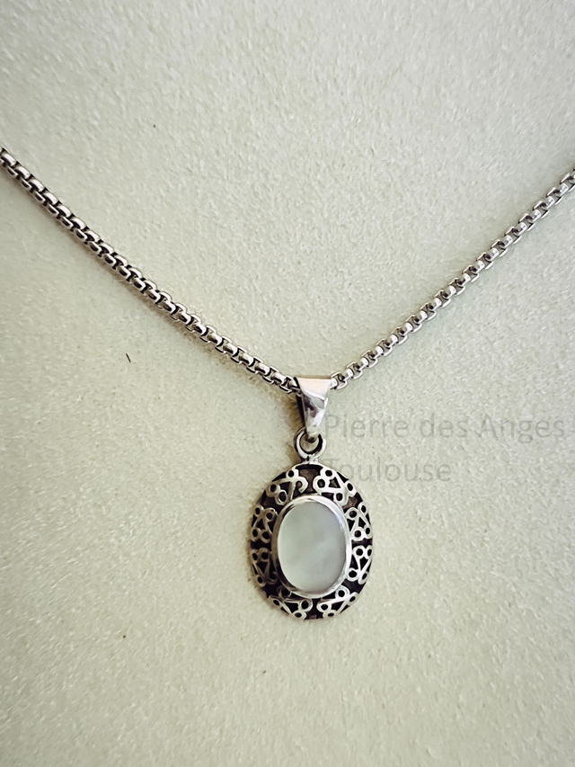 Pendentif Nacre Blanche