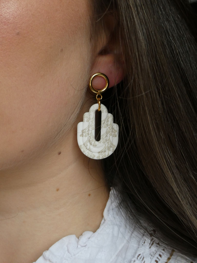 Boucles d'oreilles Ondine blanche