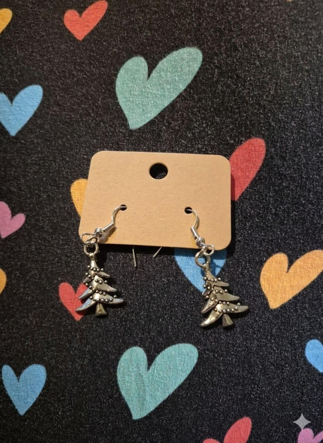 Christmas tree earrings 