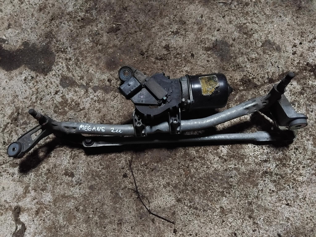 Moteur essuie-glace avant 