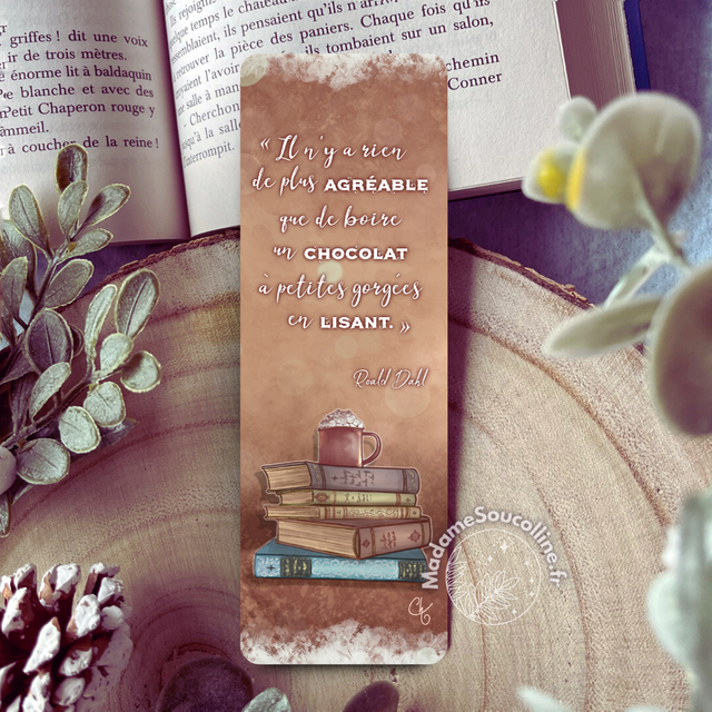 Livres et chamallows - Marque-page