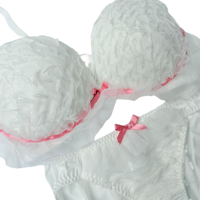 white fluffy and pink ribbon Japanese Bra + Underwear Set UK 34DD   