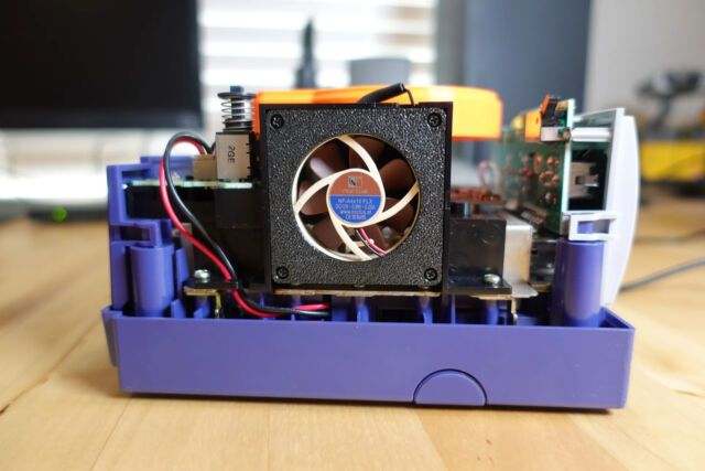 GameCube Noctua Fan Replacement 3D Printed bracket