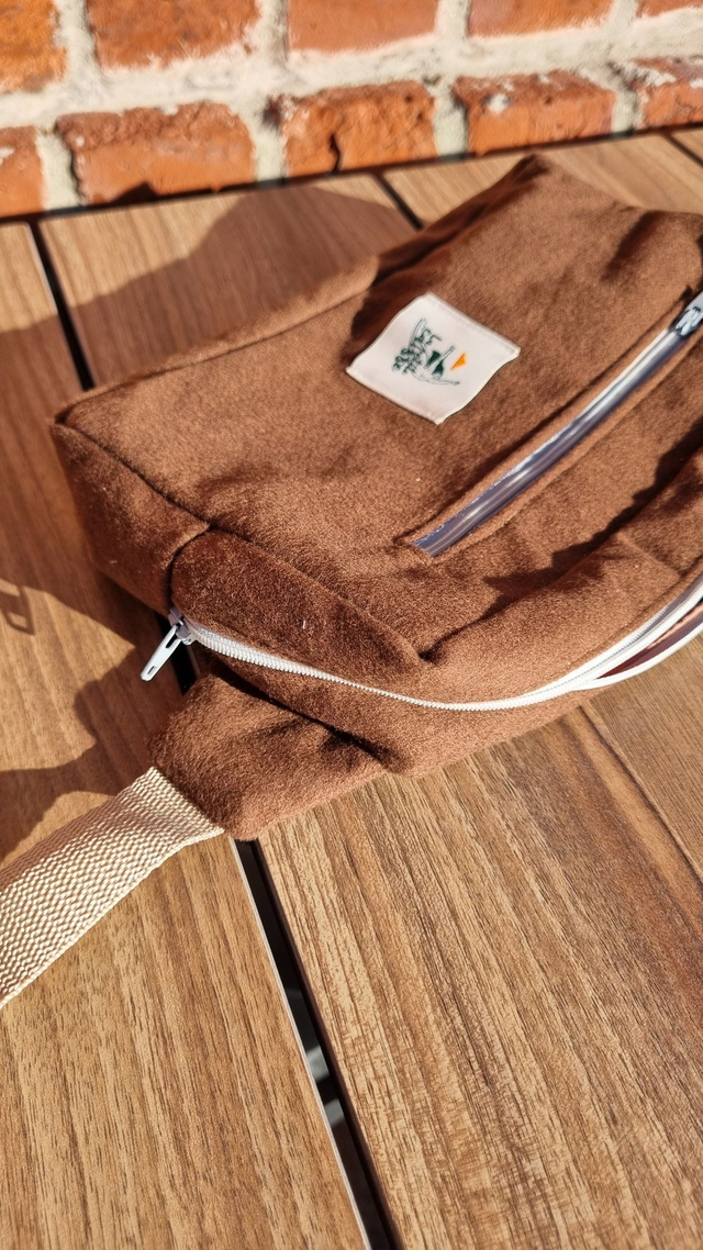 ❄️ Banane rectangle marron en lainage