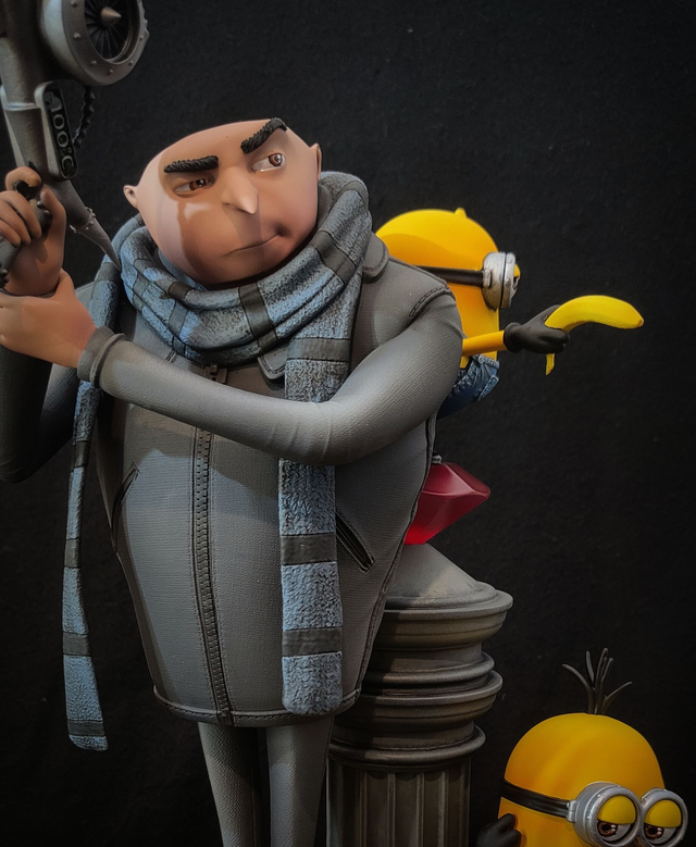 Diorama MOI MOCHE ET MECHANT 1/6e