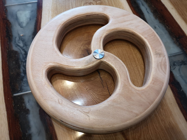 Design Bondage Ring "Triskele" Curvy