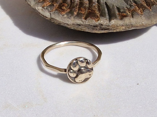 Paw Print Ring - 925 recycled Silver Antiqued, polished &amp; waxed finish - Approx 1.7mm hammered ring band - Paw size approx 8mm Dia. Stacking ring. (1)