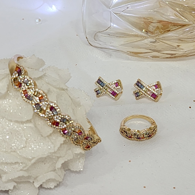 Bracelete Colorido Cravejado - Ouro