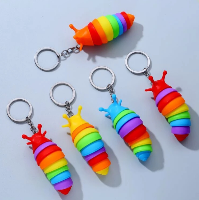 1 x Rainbow Slug Keyring 