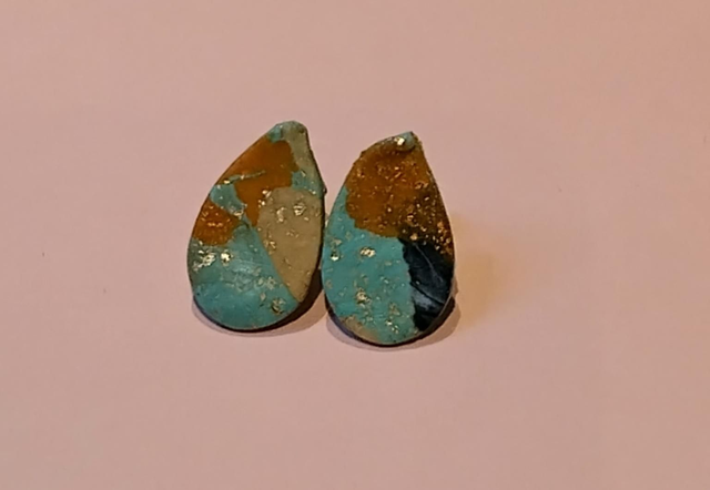 Ocean Shore Teardrop Stud Earrings
