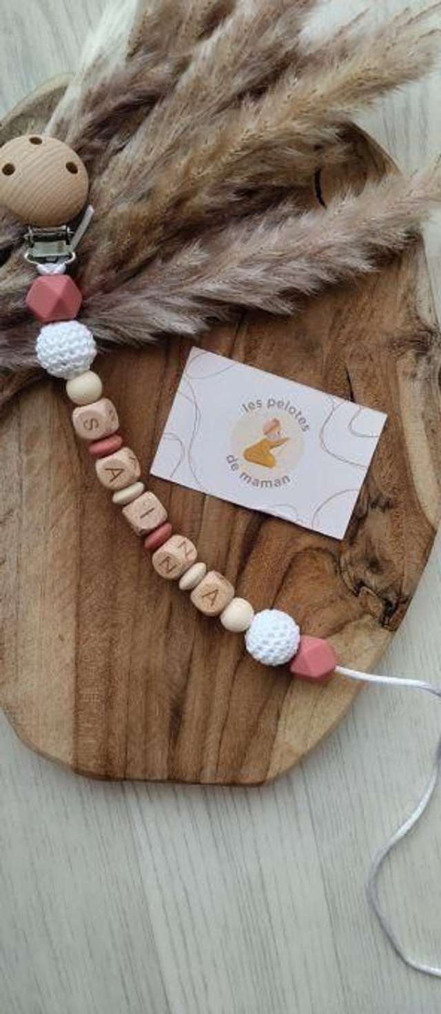 Attache tétine personnalisée 