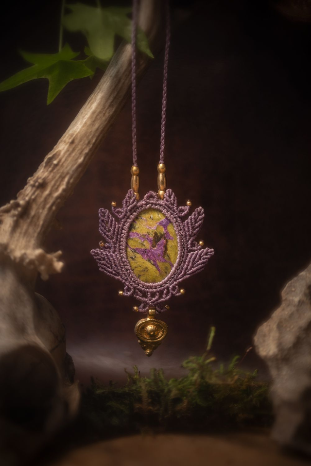 Epona - Collier avec Atlantisite