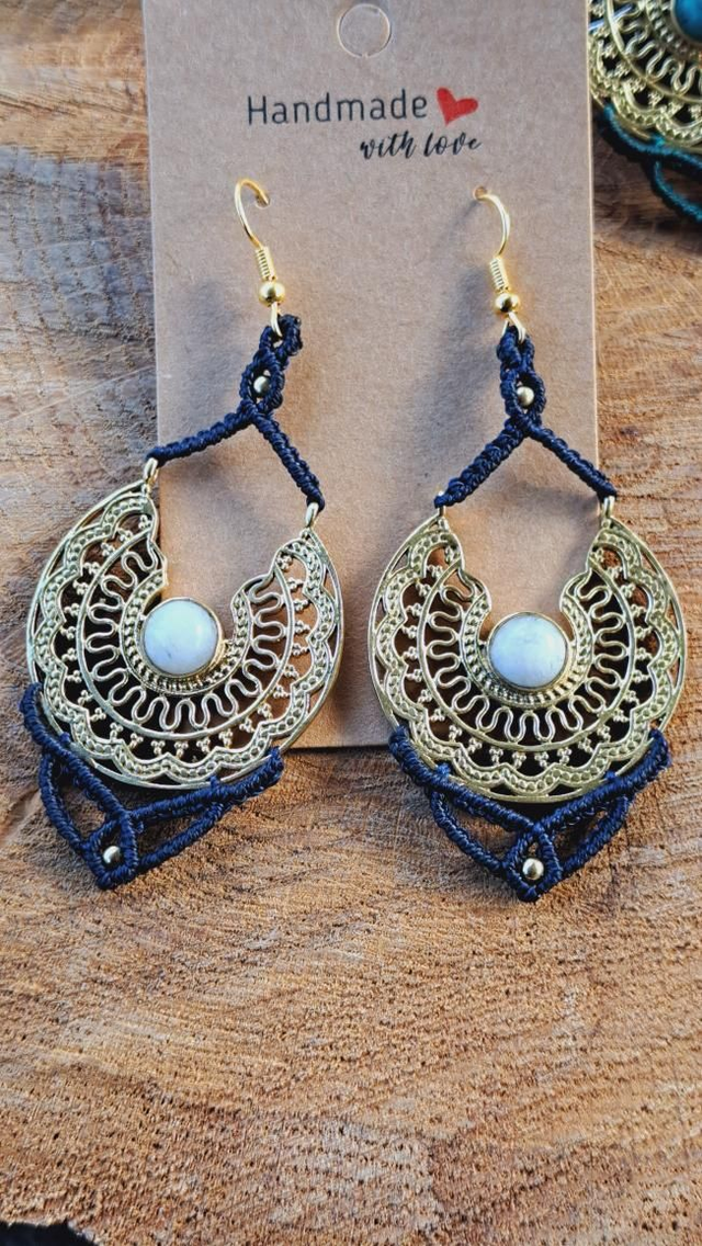Boucles d'oreilles micro-macramé India