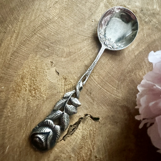 Rose Cuillère Ronde 3