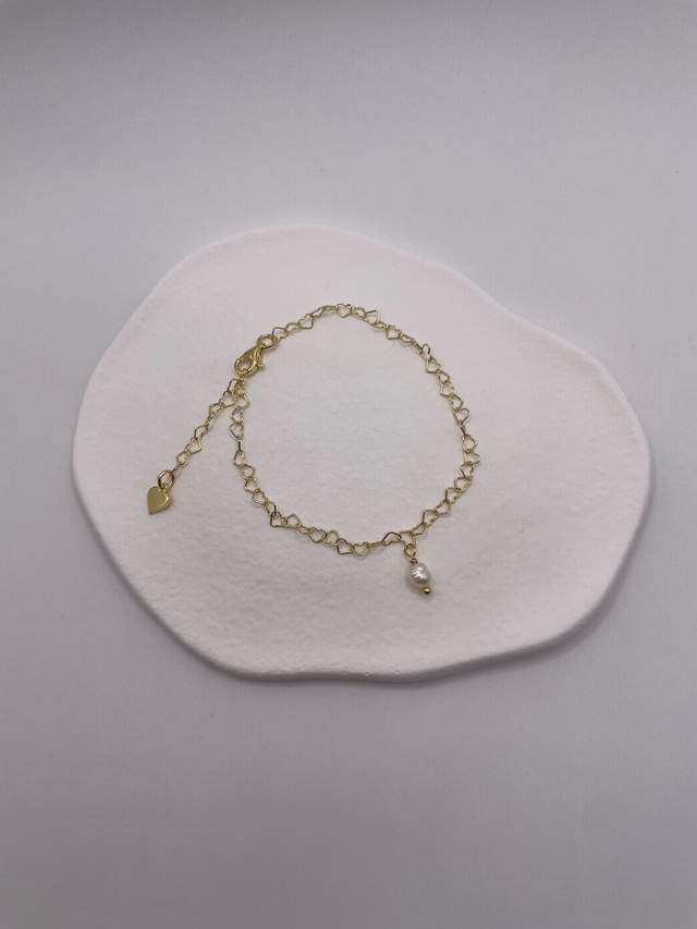 FULL OF LOVE - Herzglieder-Armband mit Süßwasserperle