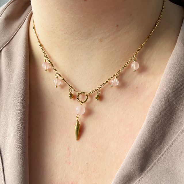 Collier pendule en quartz rose
