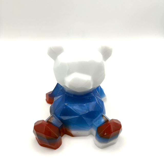 Ourson 3D XXL blanc, bleu et rouge 