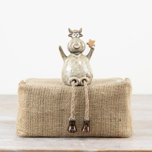 Dangling Leg Highland Cow Ornament – Glazed Cow Shelf Decoration 10.4cm