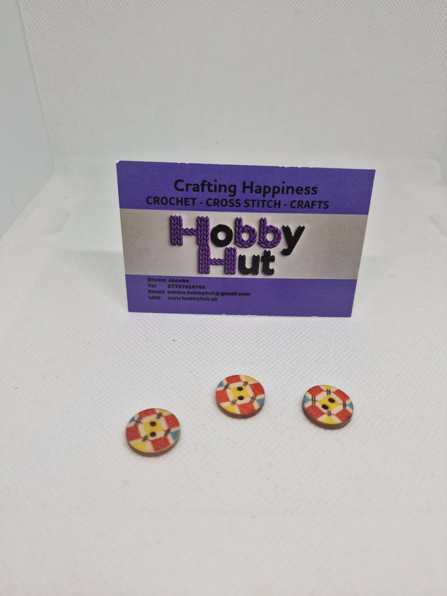 Vintage Style Buttons (4) 1.5cm