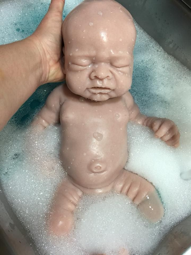 Bébé reborn silicone &quot;Zoé&quot;