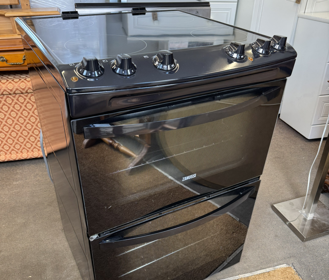 Zanussi Electric Double Oven And Grill With Ceramic Hob