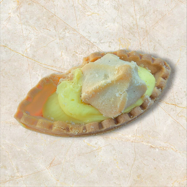 Barchette - Ein ovales Törtchen, hergestellt aus zartschmelzendem Mürbeteig und leichten Füllungen aus Pistazie, Schokolade oder Zitrone