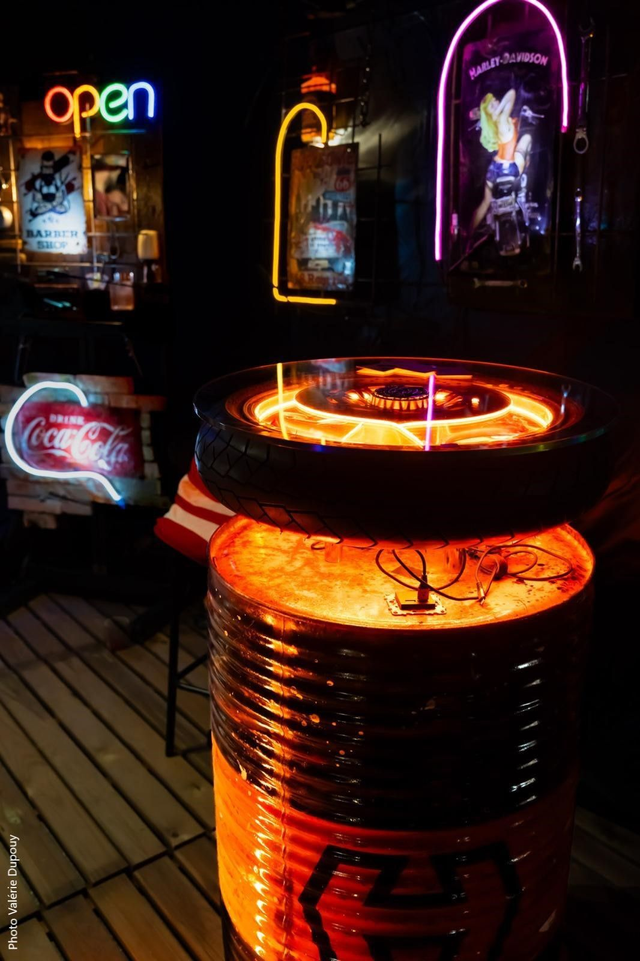 Baril mange-debout Harley