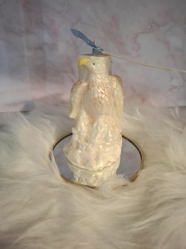 Bougie moulée aigle parfumée licorne féerique