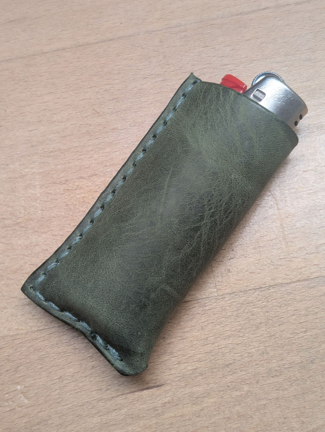 Etui à briquet.