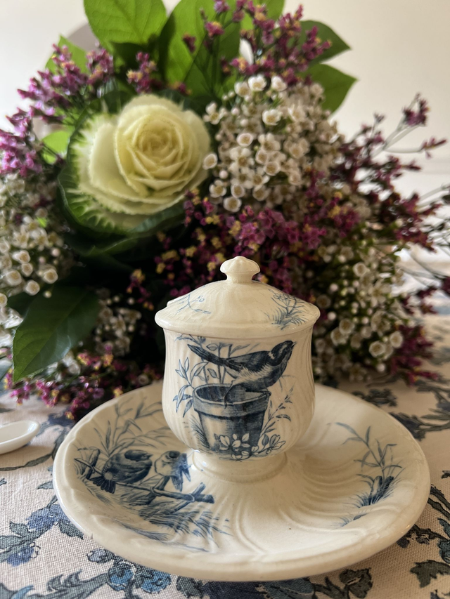 OISEAUX - Moutardier sur dormant Oiseaux par la manufacture française de Gien - Terre de Fer