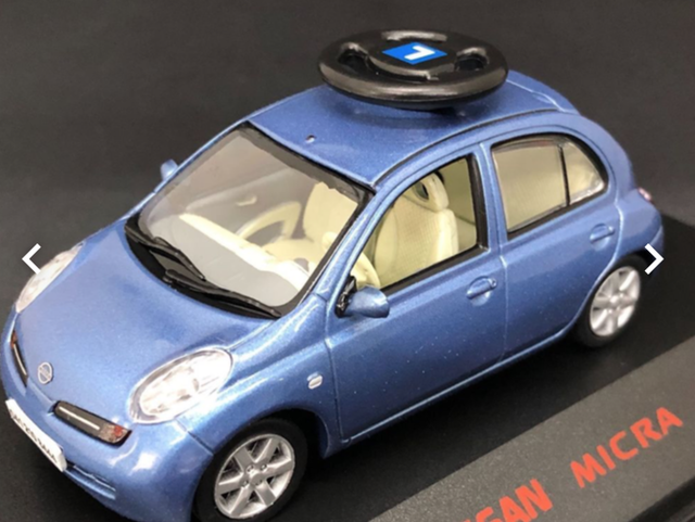 Nissan Micra 1:43 J-Collection Blau / Lenkbar