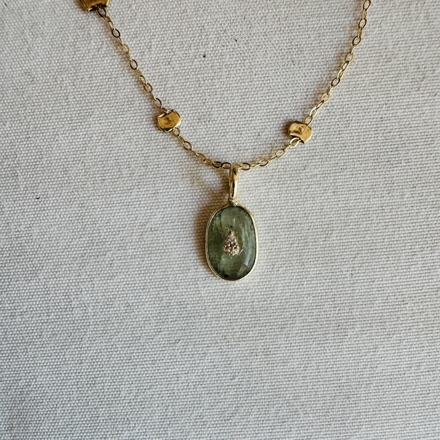 Collier Éclats Kyanite Verte